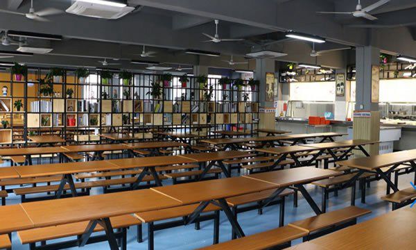 福建理工学校操场